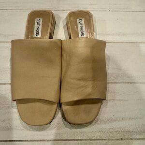 Steve Madden Women's Beige Mules